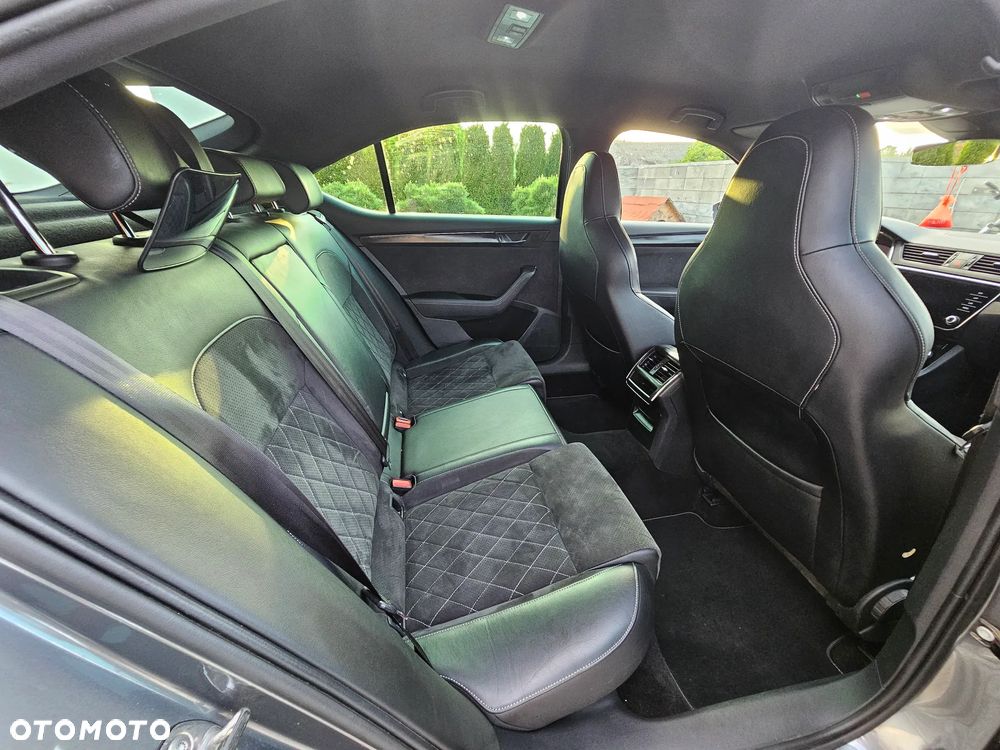 Skoda Superb 2.0 TSI Sportline DSG - 13
