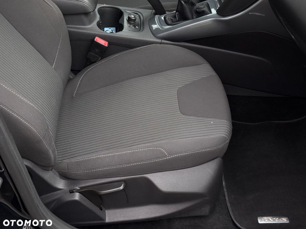 Ford Focus 1.6 TI-VCT Titanium - 12