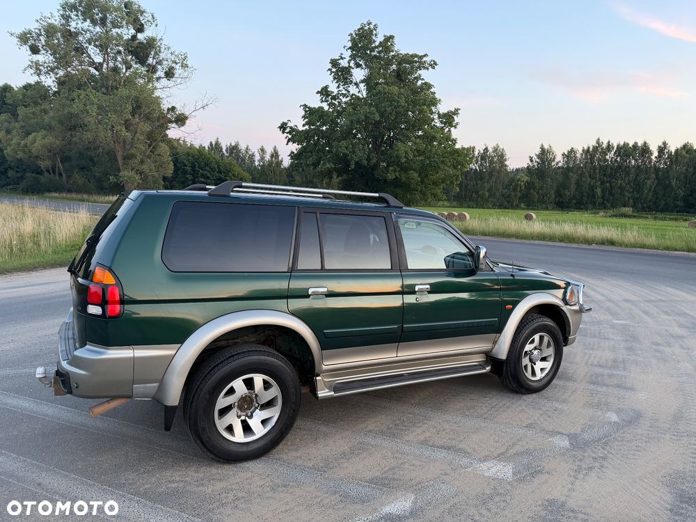 Mitsubishi Pajero Sport - 22