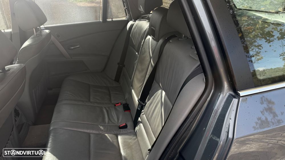 BMW 525 dA Touring - 22