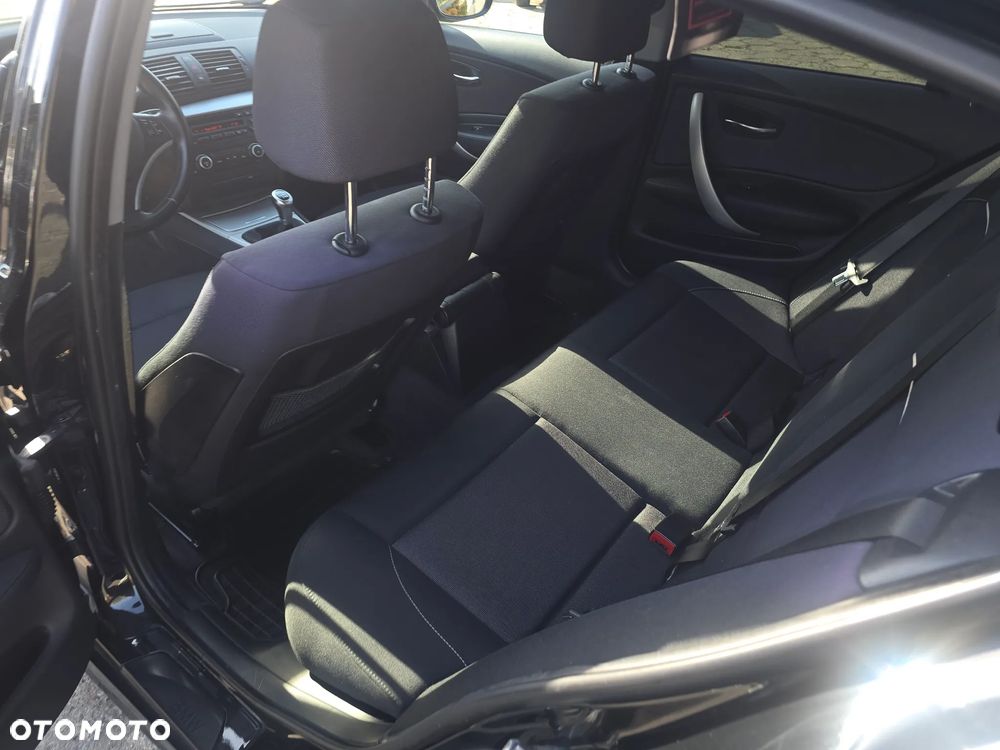 BMW Seria 1 116i - 9