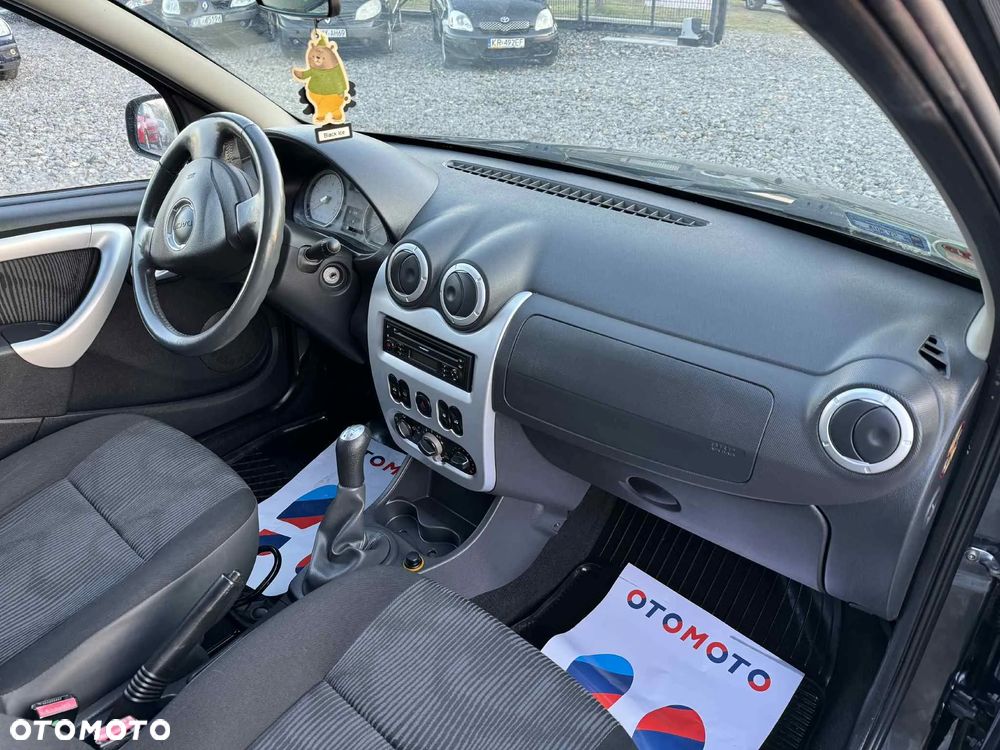 Dacia Sandero 1.6 Laureate - 10