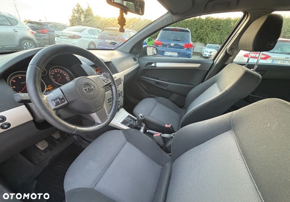 Opel Astra - 10