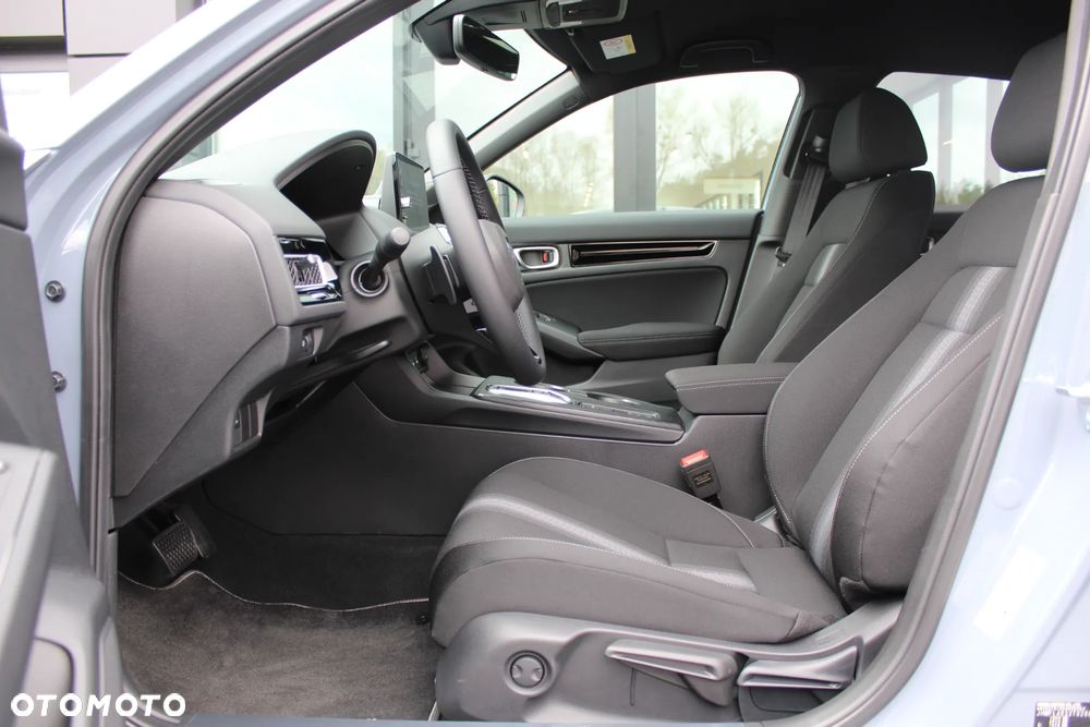 Honda Civic 2.0 i-MMD Elegance CVT - 6