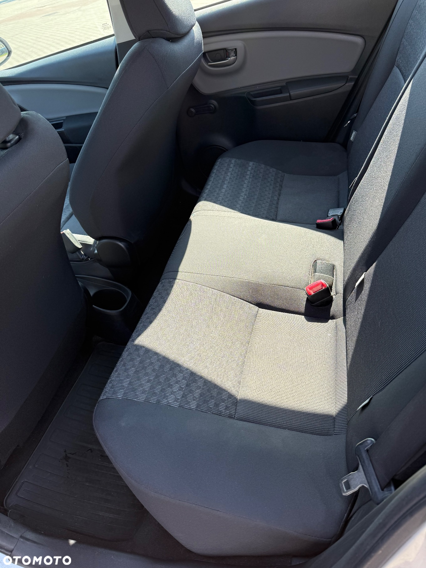 Toyota Yaris 1.33 Premium - 10