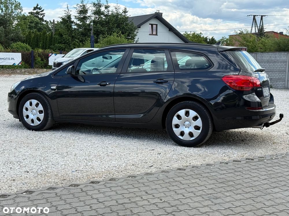 Opel Astra 1.4 T Cosmo - 24