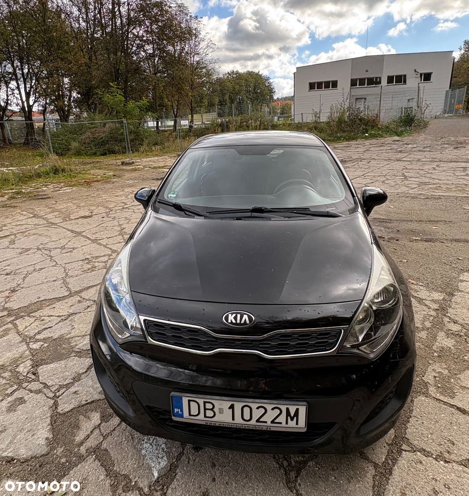Kia Rio 2013 photo 2