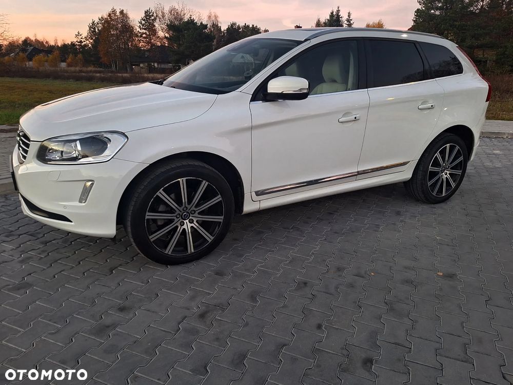Volvo XC 60 T5 Drive-E Kinetic - 2