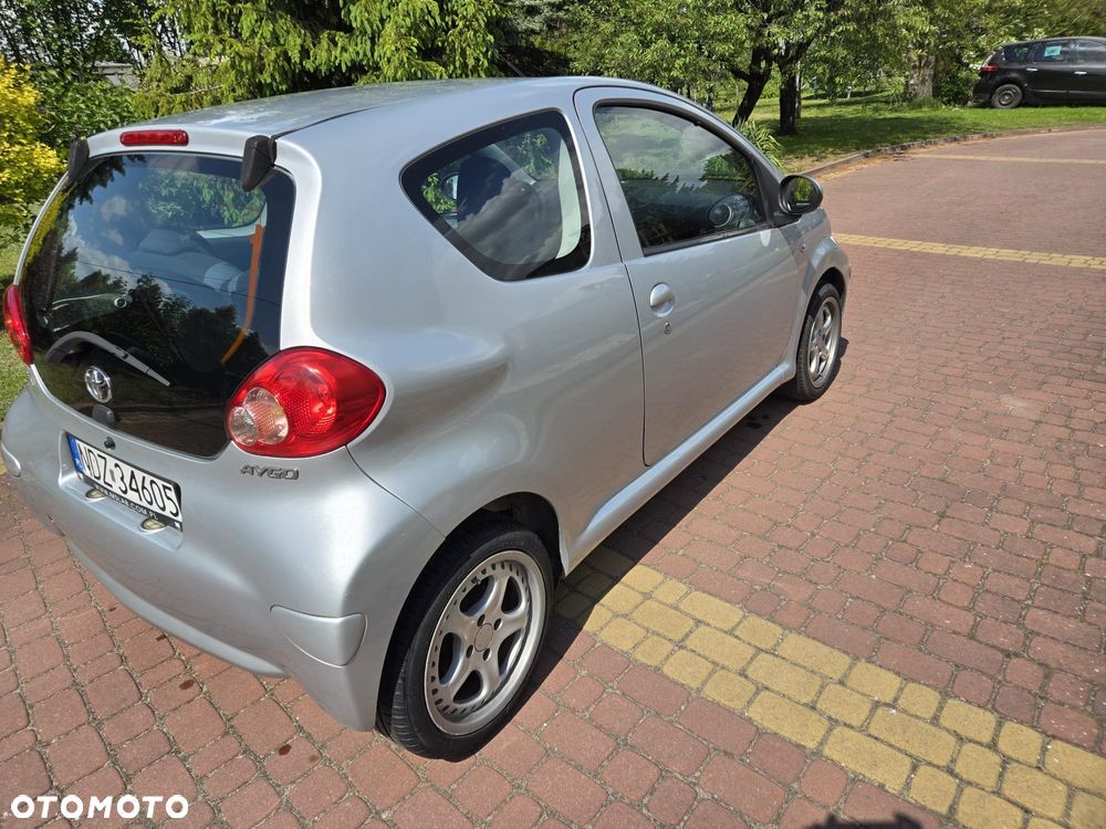 Toyota Aygo - 2