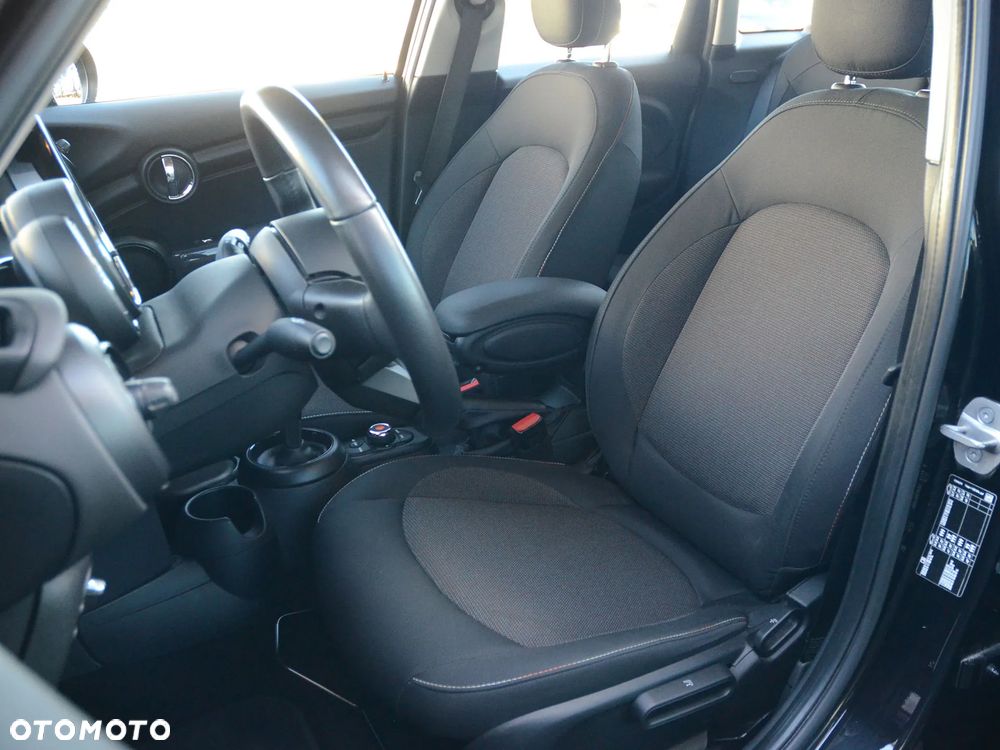 MINI Cooper - 21