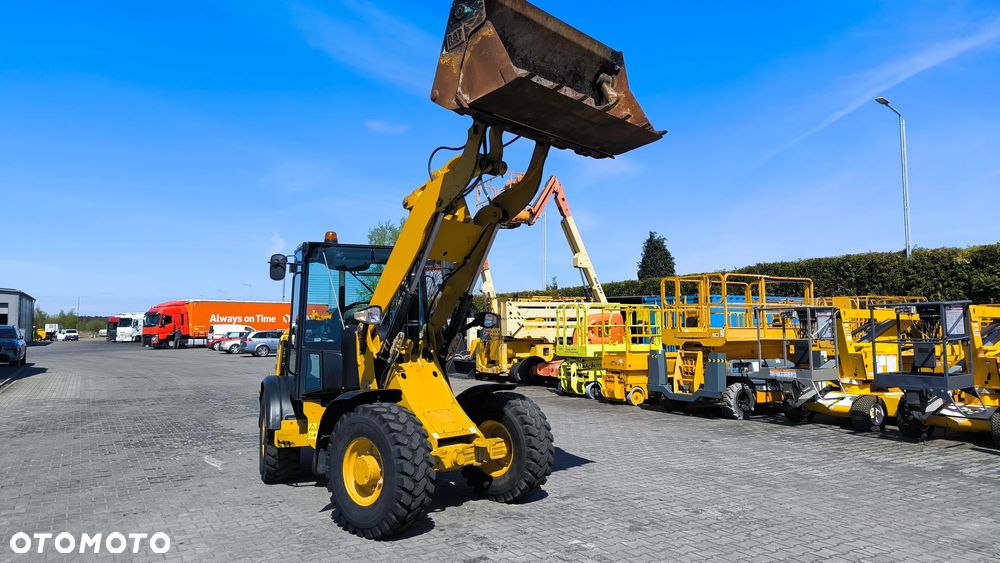 Caterpillar 906 M - 18