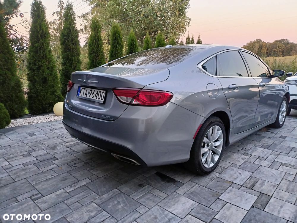 Chrysler 200 - 3