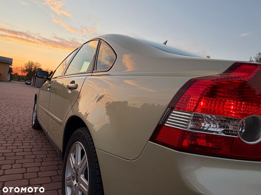 Volvo S40 2.4i Momentum - 32