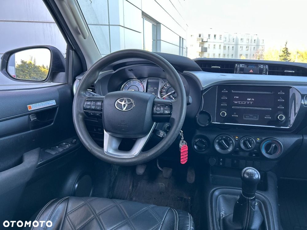Toyota Hilux 2.4 D-4D Double Cab DLX 4x4 - 14