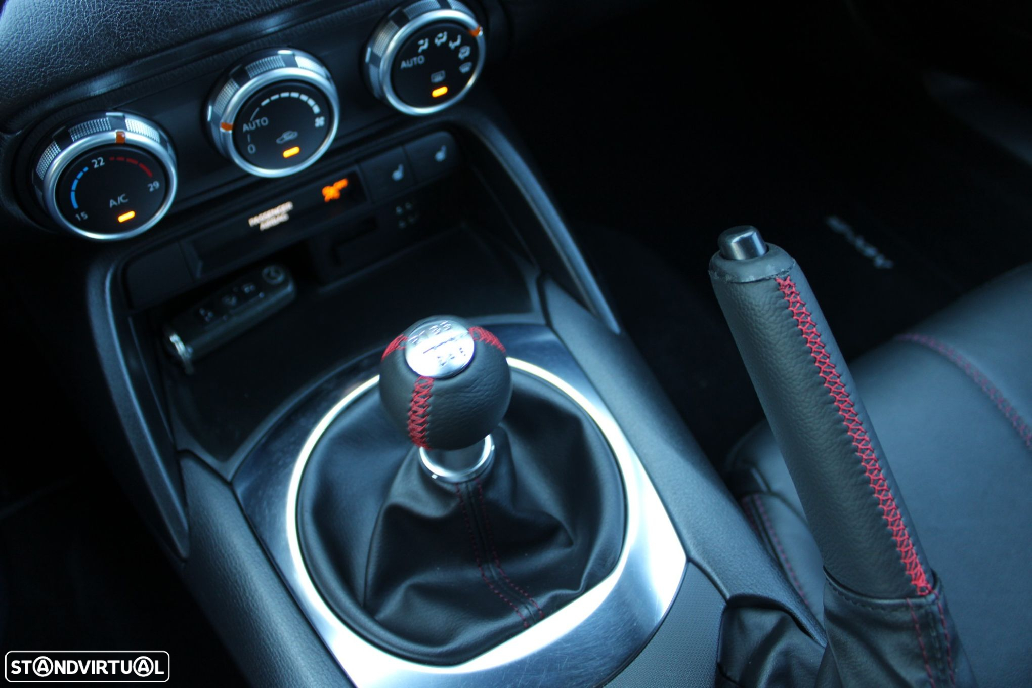 Mazda MX-5 SKYACTIV-G 131 SAKURA - 36