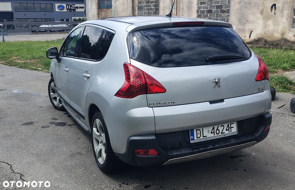 Peugeot 3008 HDi FAP 110 EGS6 Premium - 4