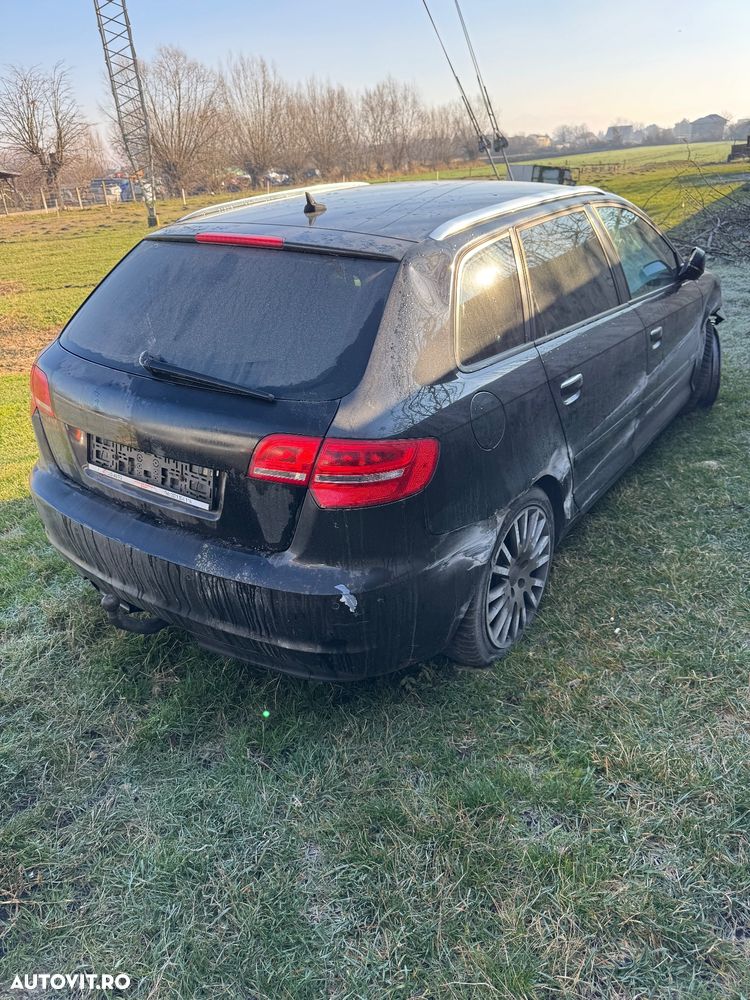 Audi A3 2.0 TDI Sportback DPF S tronic S line Sportpaket - 2