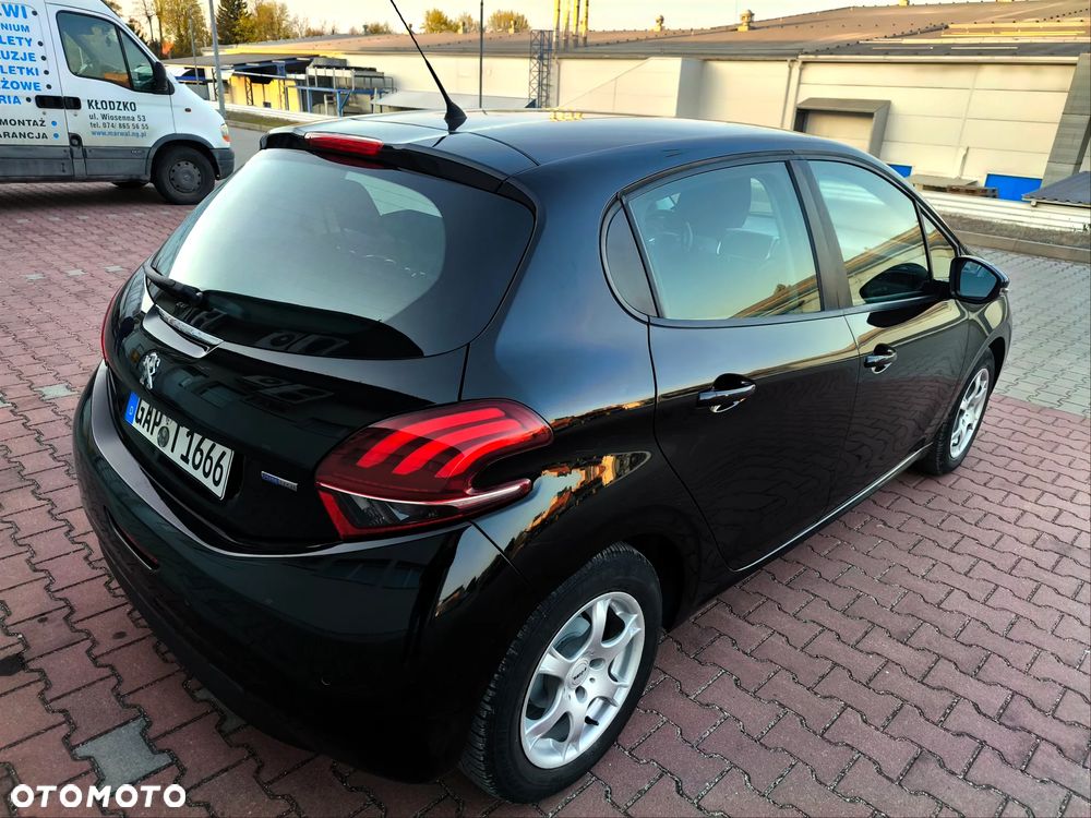 Peugeot 208 PureTech 82 Winter Edition - 3