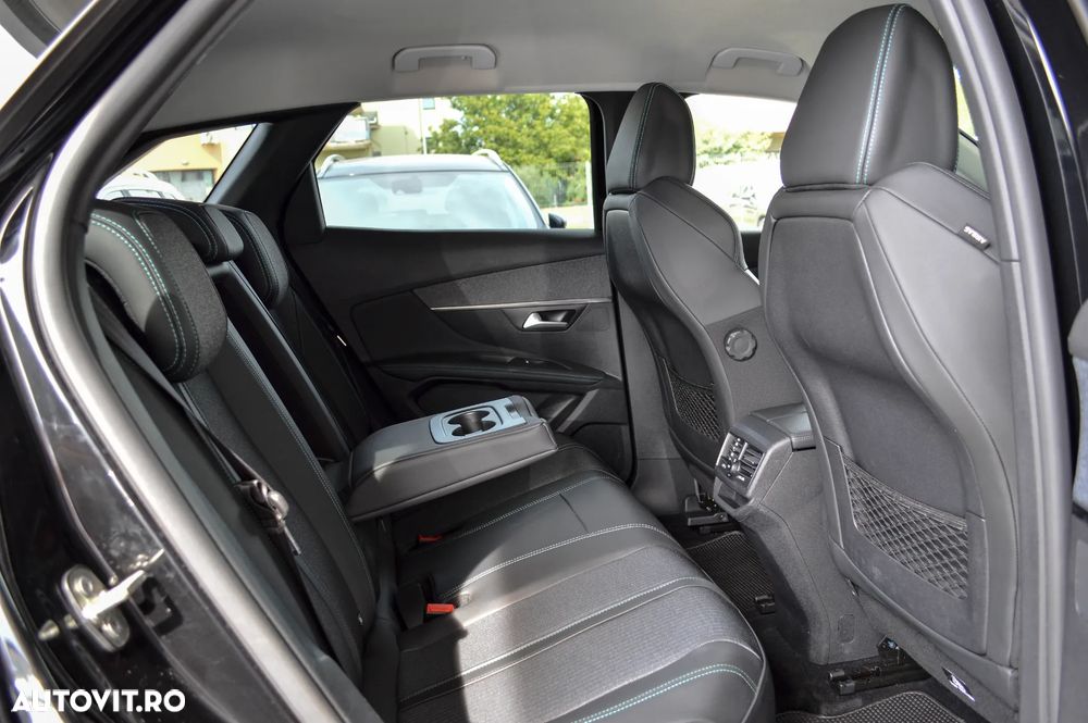 Peugeot 3008 PHEV 225 EAT8 Allure Pack - 30