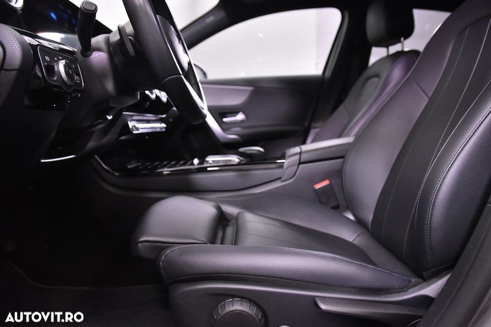 Mercedes-Benz A 180 d Sedan Aut. - 24