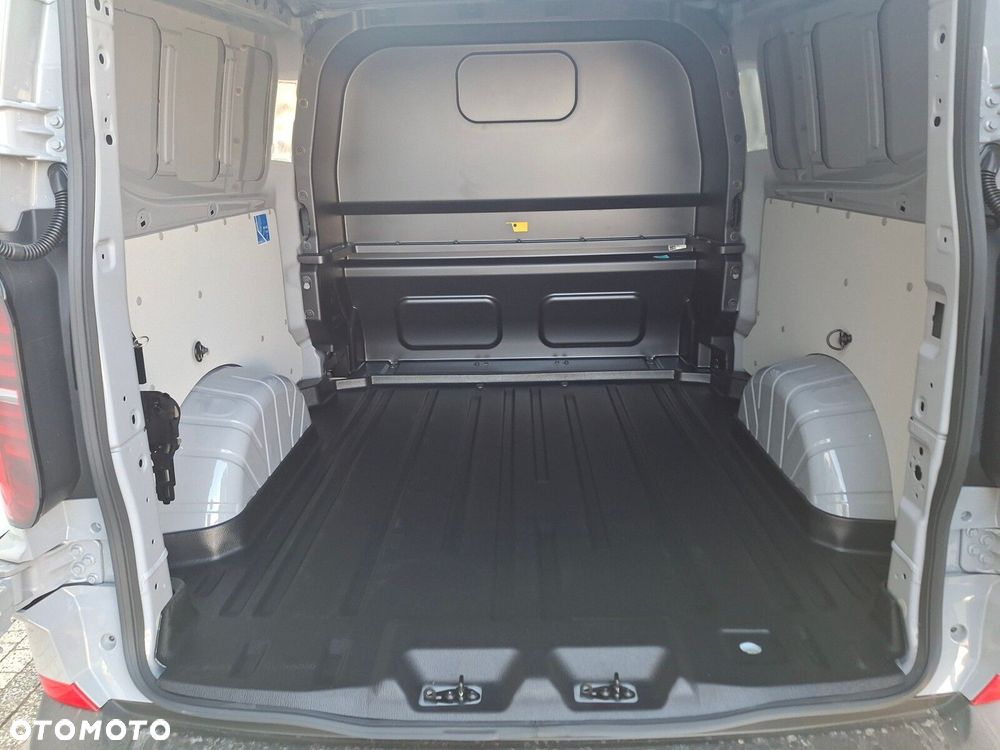 Volkswagen Transporter Furgon Plus - 31