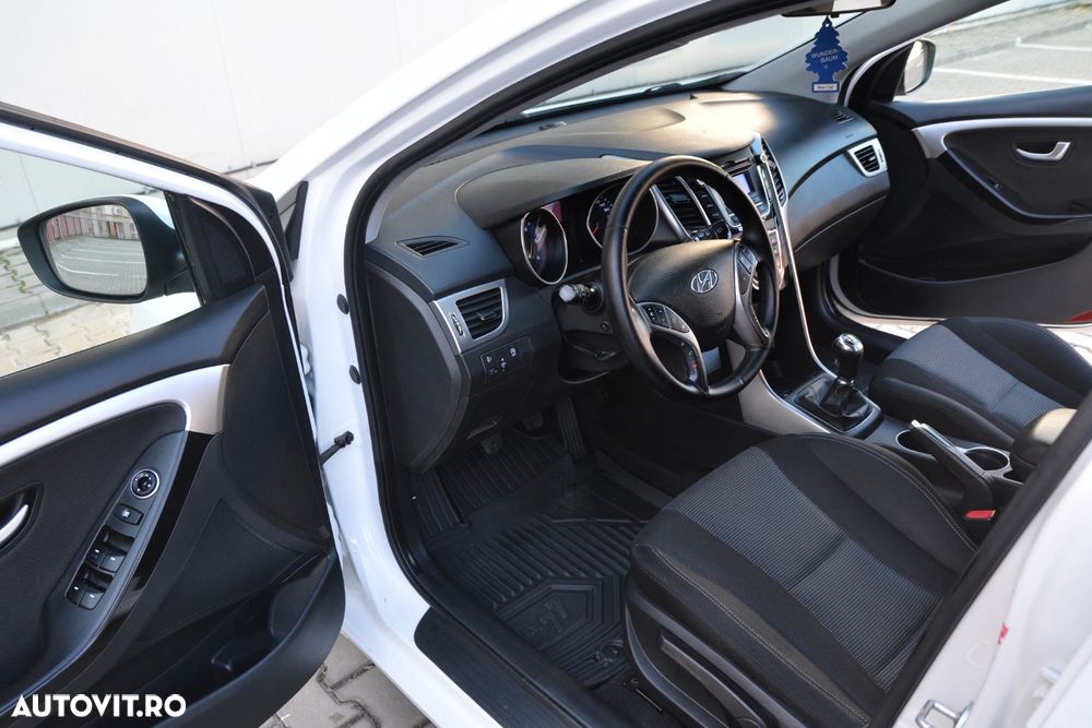 Hyundai i30 1.6 CRDI Intro Edition - 15