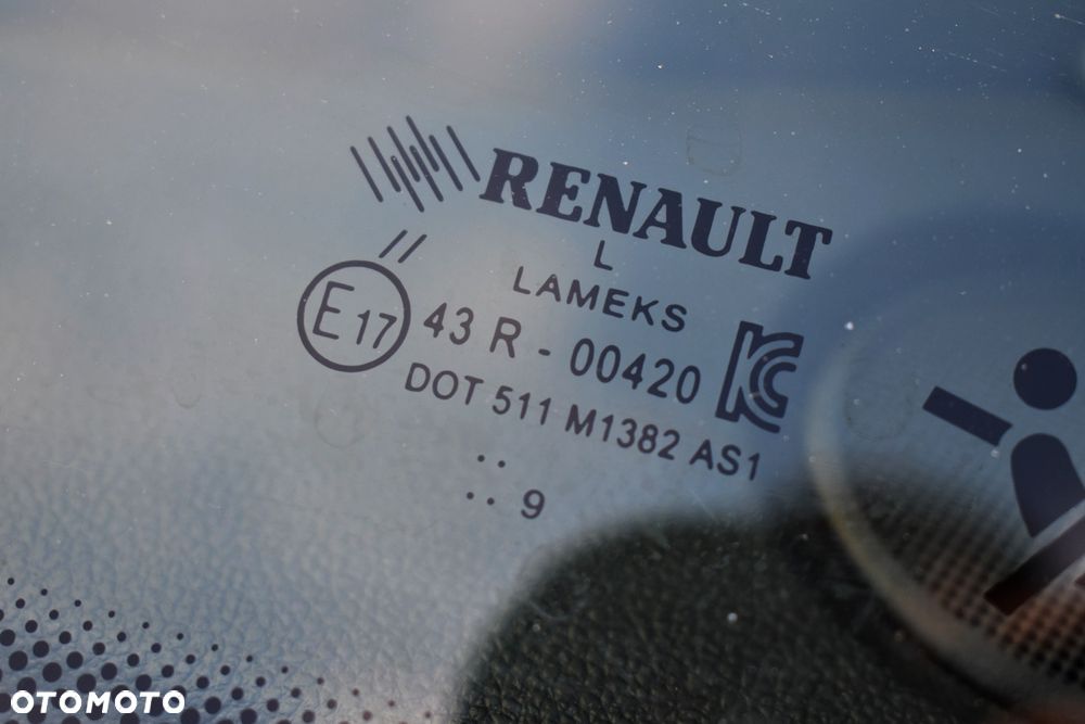 Renault Clio 0.9 Energy TCe Limited EU6 - 37