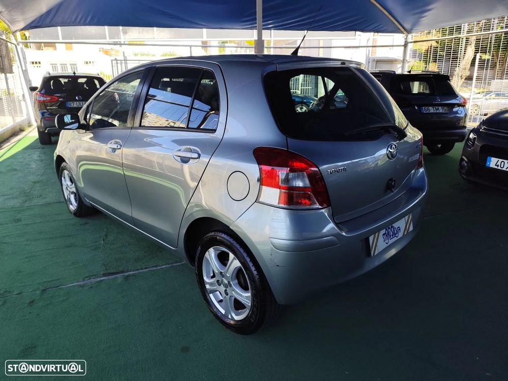 Toyota Yaris 1.0 VVT-i ACtive+AC - 11