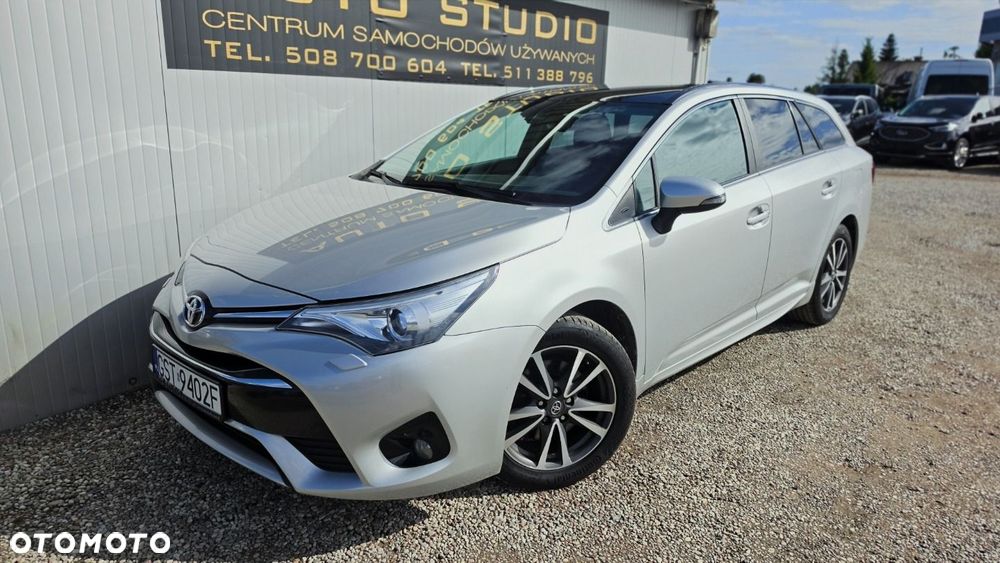 Toyota Avensis 2.0 D-4D Premium - 35