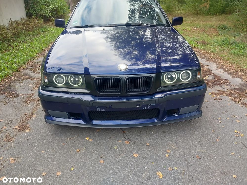 BMW Seria 3 316i - 4