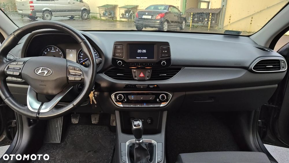 Hyundai i30 1.4 Classic + - 19