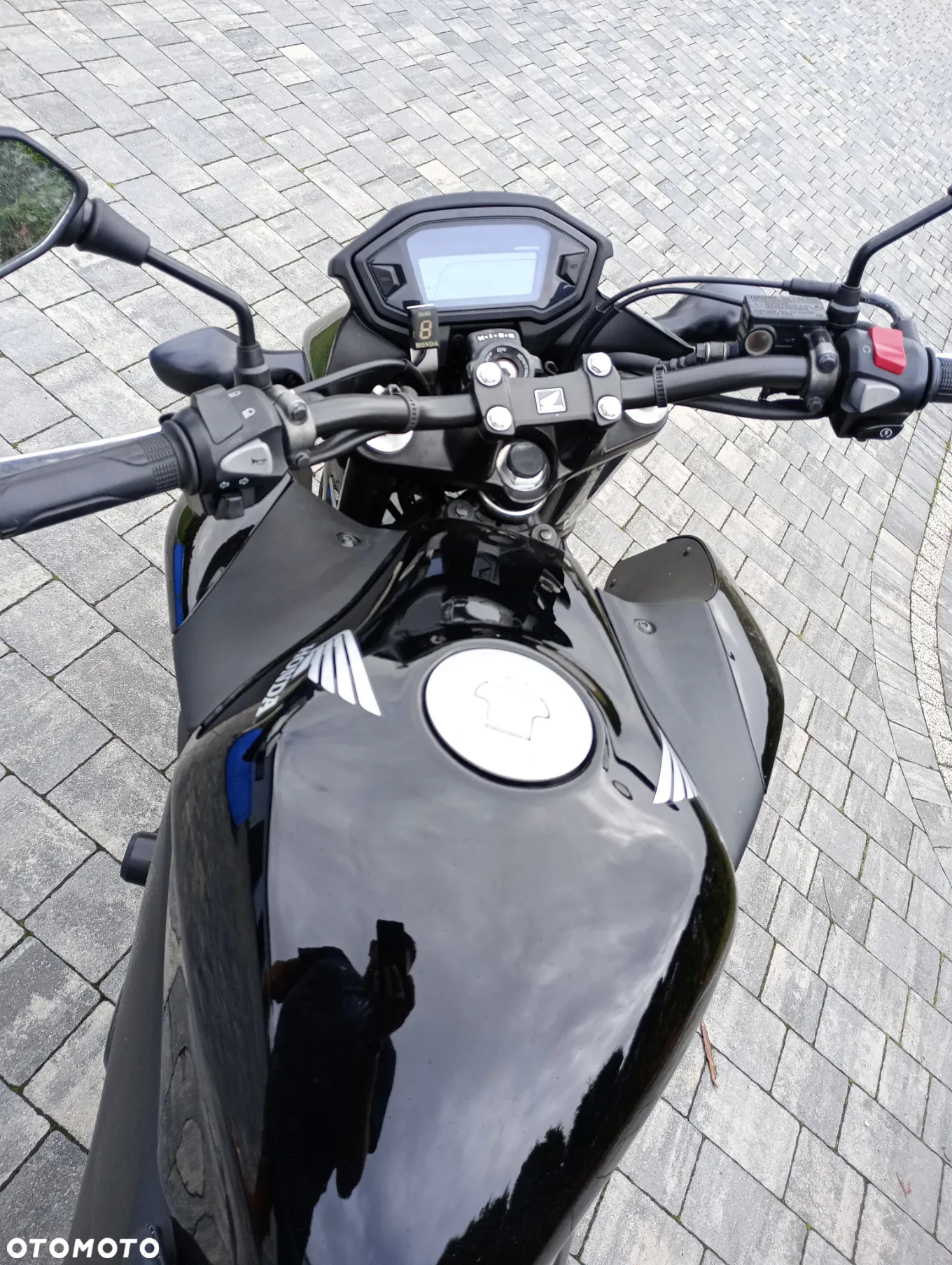 Honda CB - 11