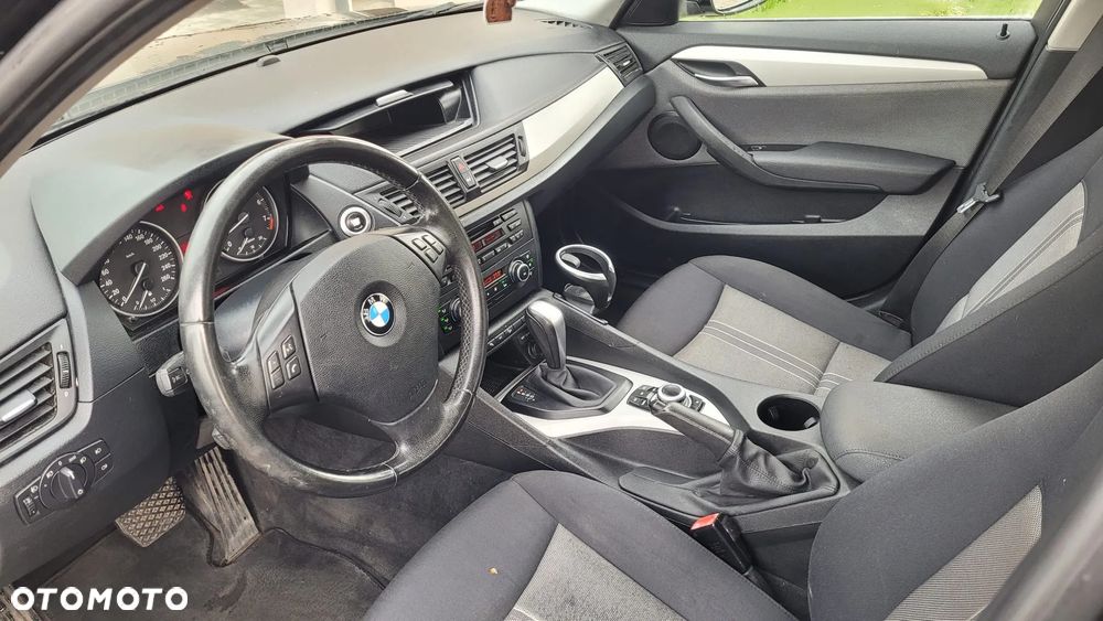 BMW X1 xDrive28i - 10