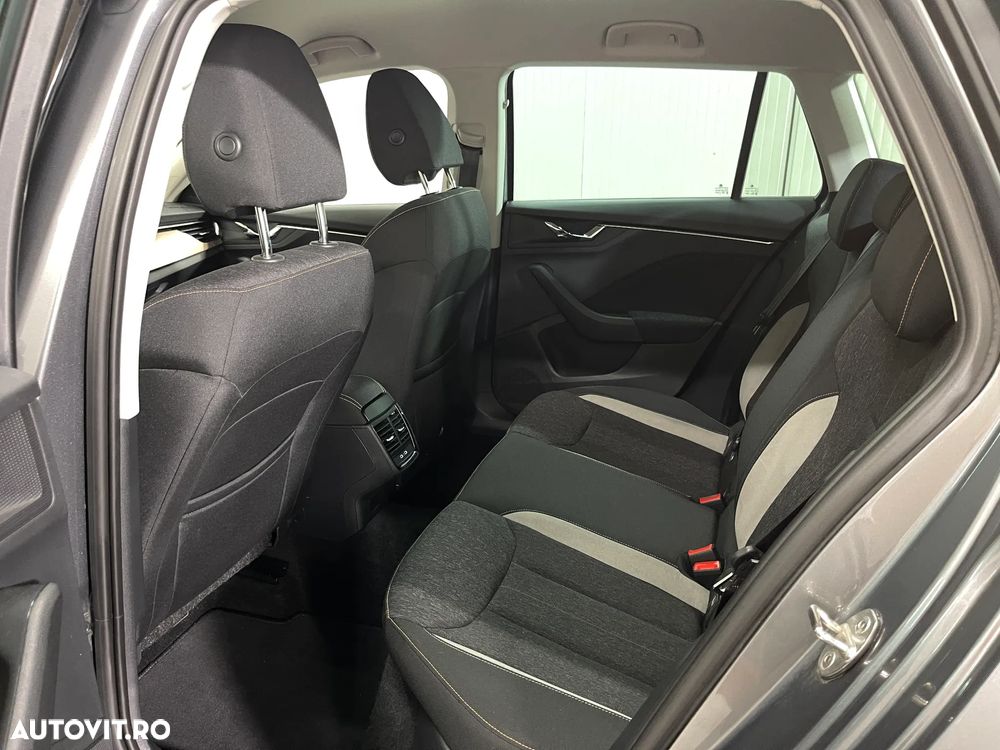 Skoda Kamiq 1.0 TSI Style - 11