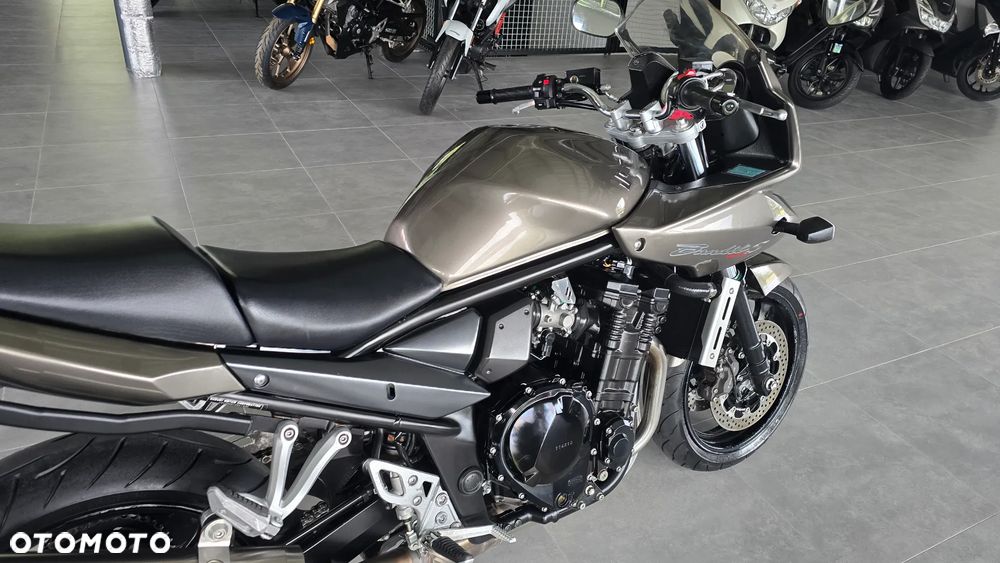 Suzuki Bandit - 31