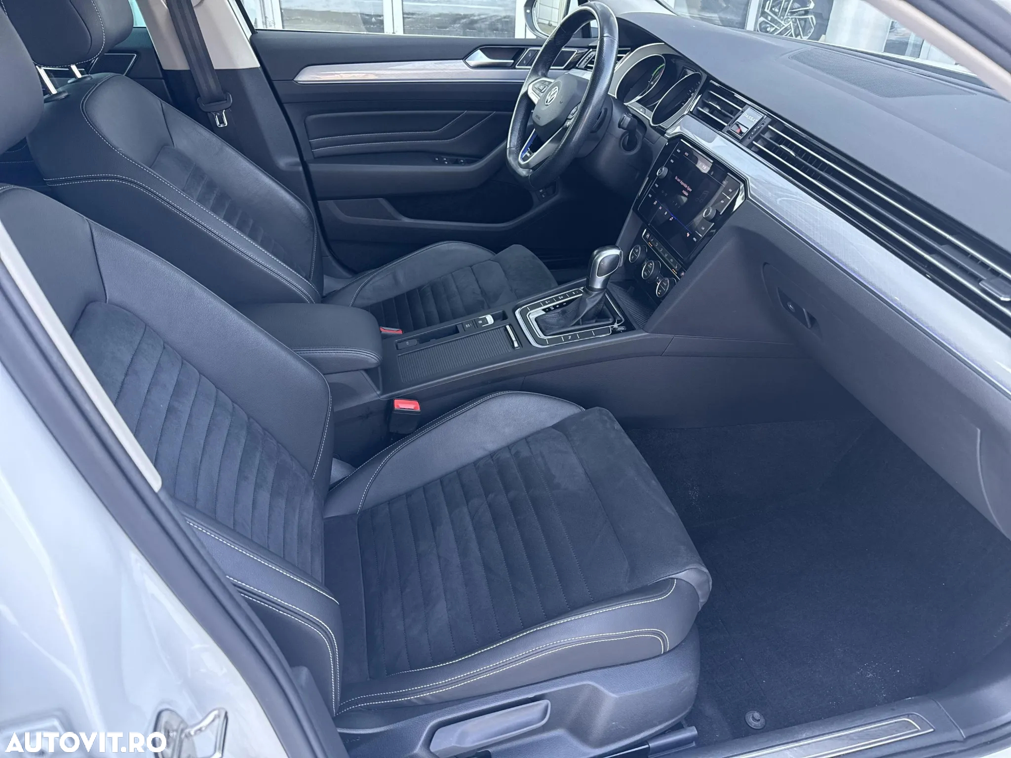 Volkswagen Passat Variant 1.4 TSI Plug-In-Hybrid DSG GTE - 27