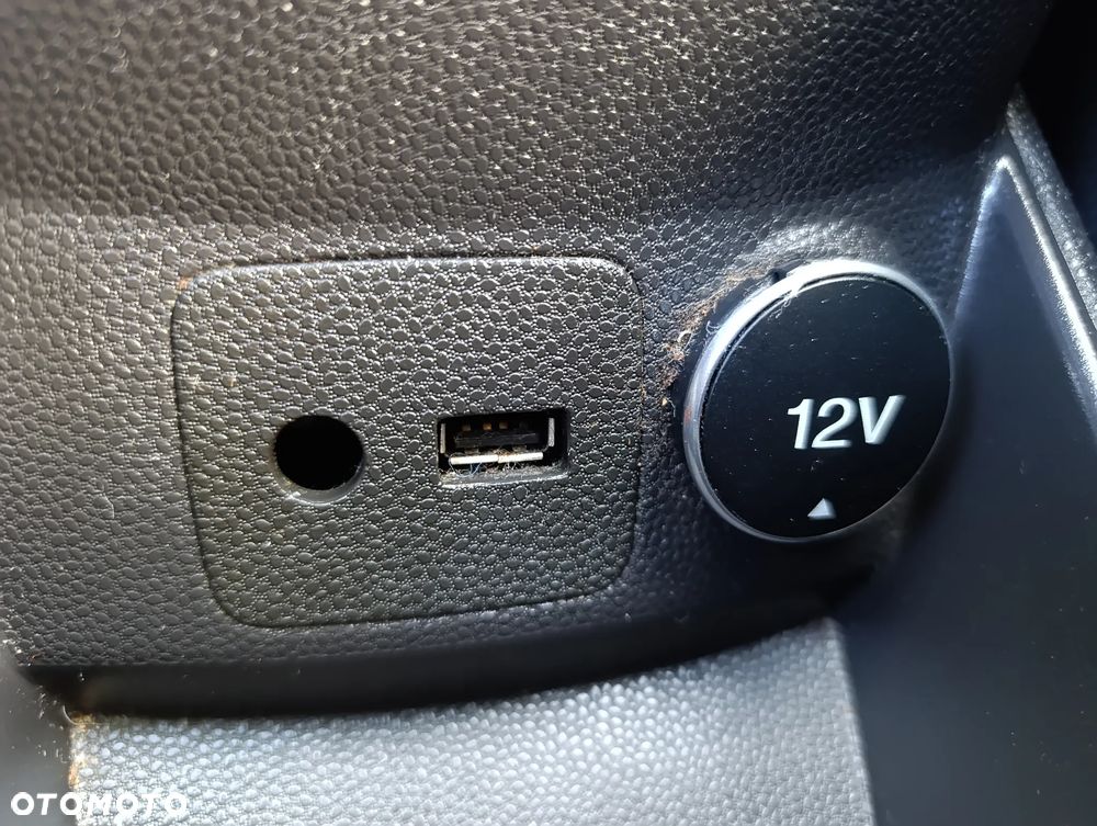 Ford Fiesta 1.25 SYNC Edition - 32