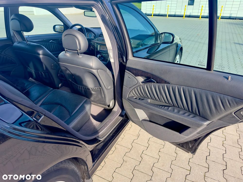 Mercedes-Benz Klasa E - 38