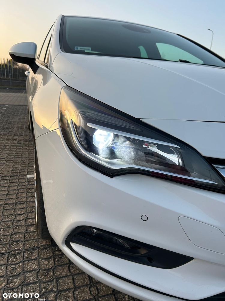 Opel Astra 1.6 CDTI Cosmo - 10