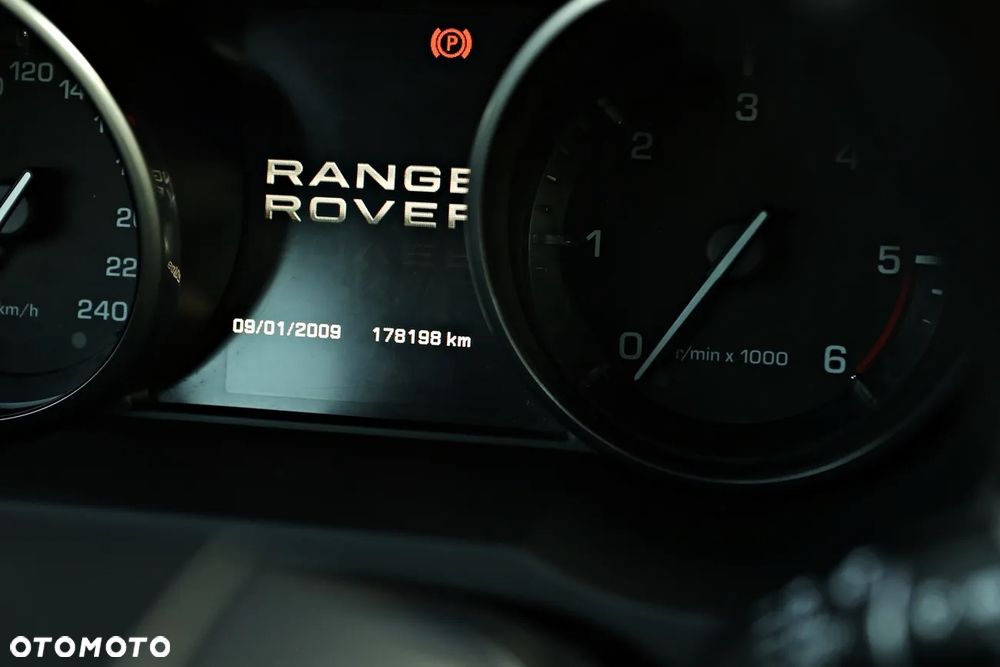 Land Rover Range Rover Evoque - 27