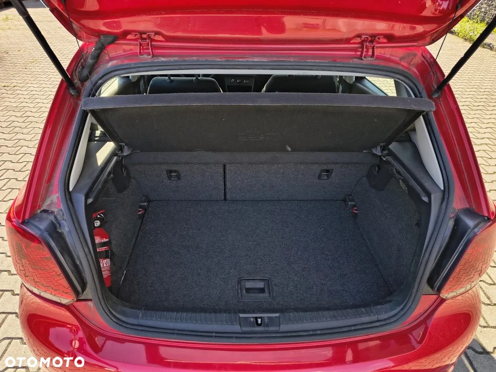 Volkswagen Polo - 9
