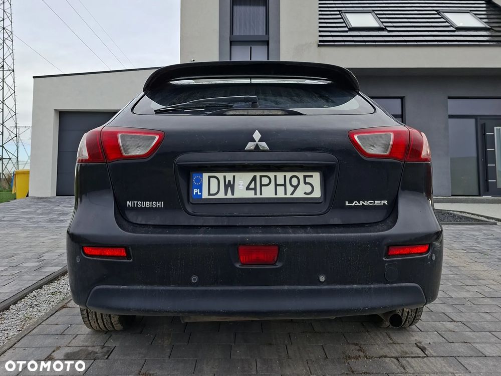Mitsubishi Lancer - 18