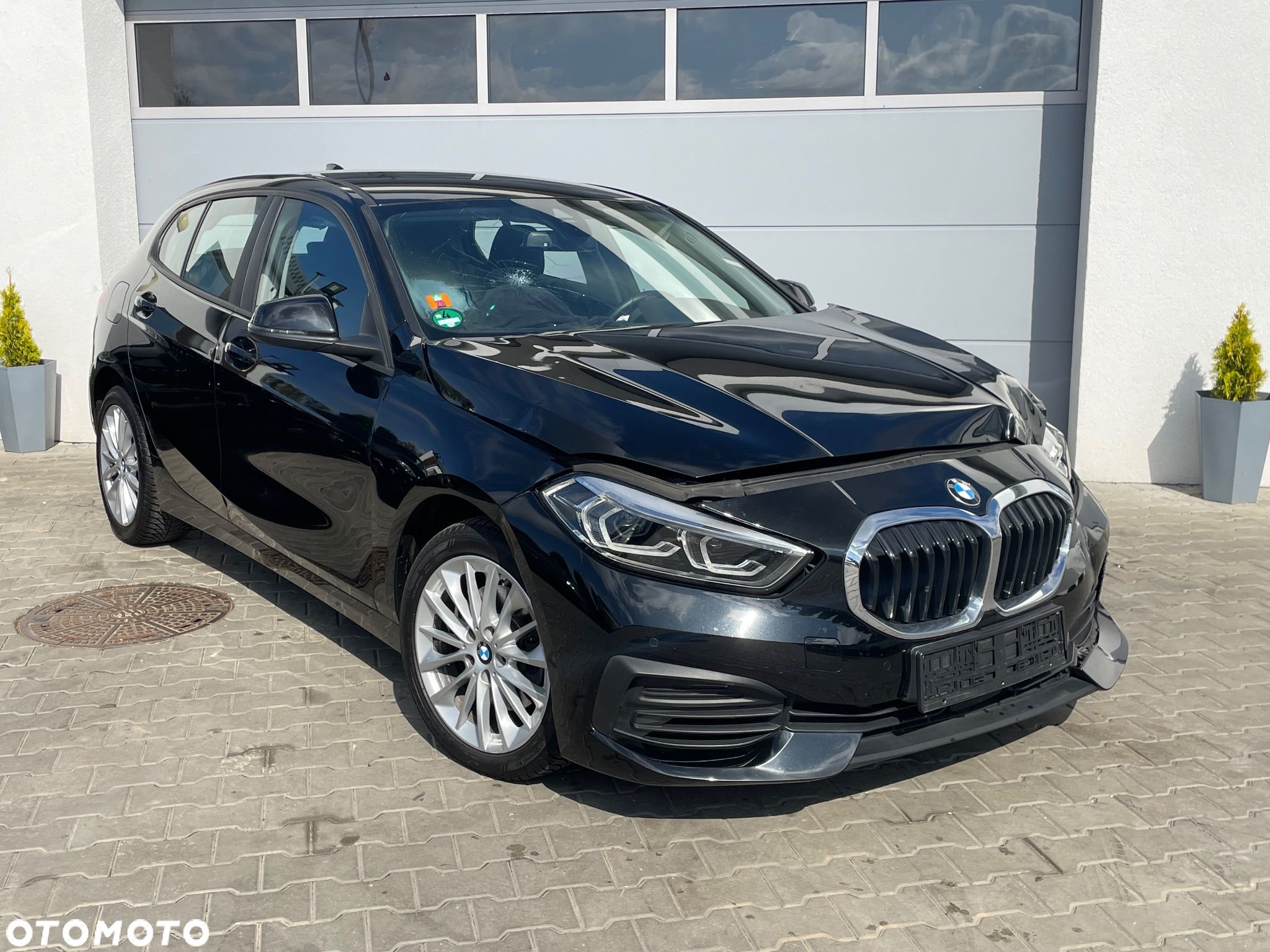BMW Seria 1 118i - 1