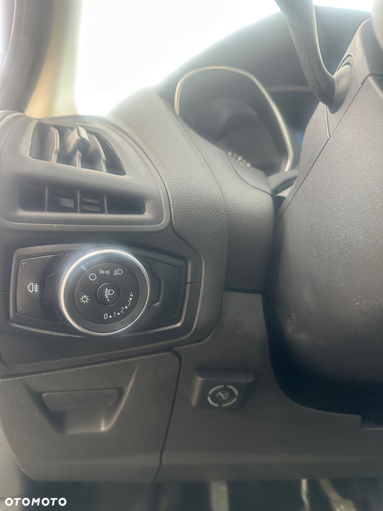 Ford Focus - 20