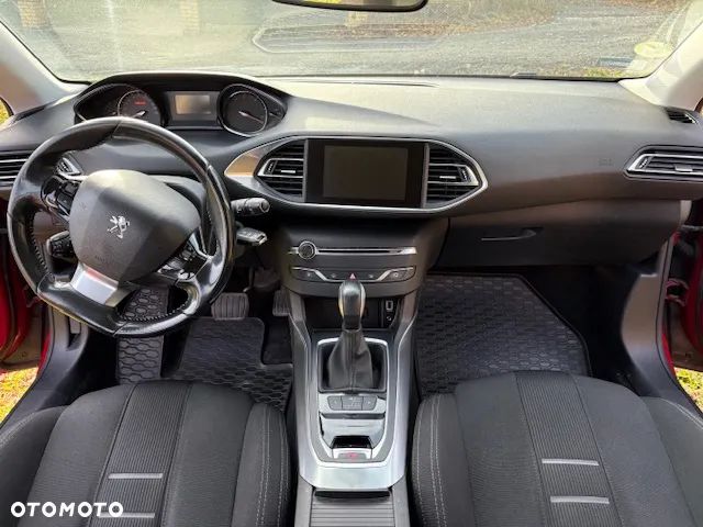 Peugeot 308 - 13