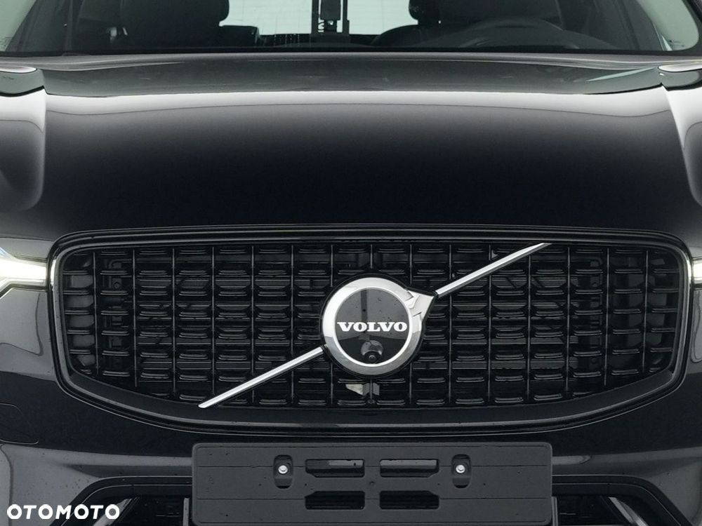 Volvo XC 60 B5 B AWD Ultra Dark - 4