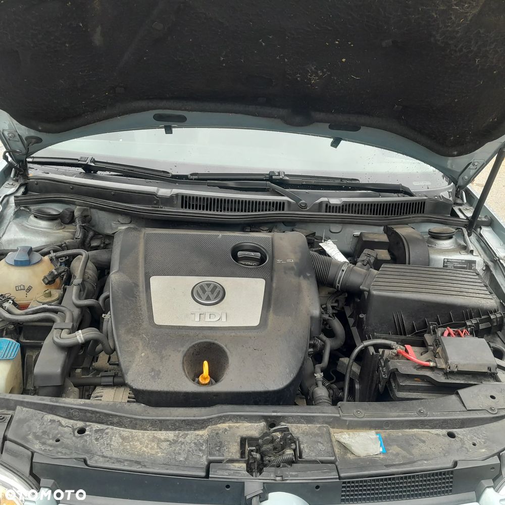 Volkswagen Golf - 11