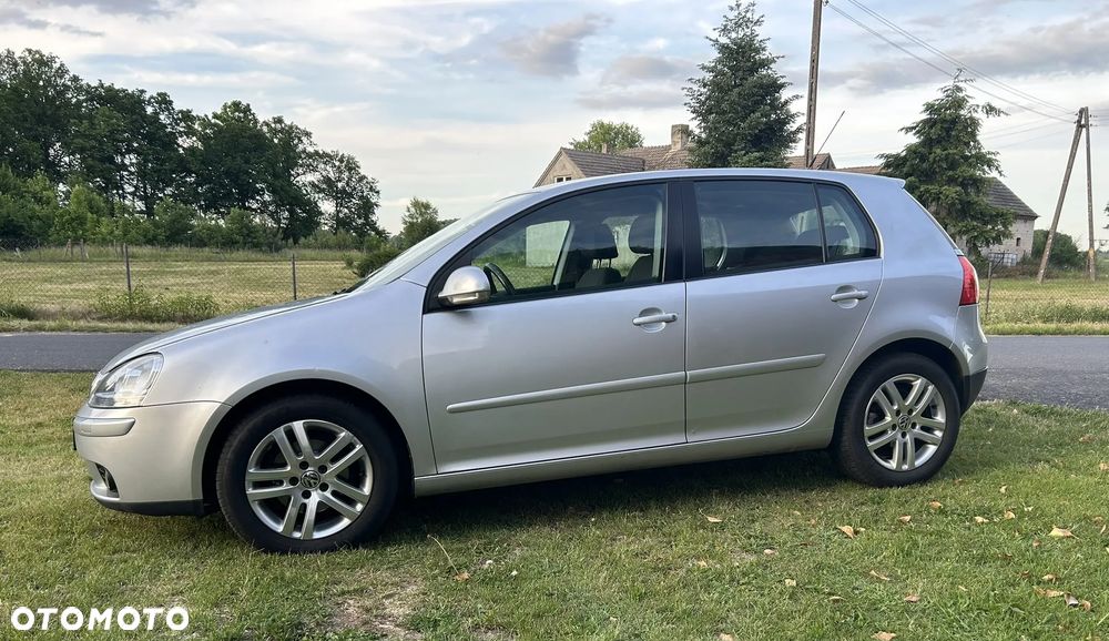Volkswagen Golf 1.6 FSI GT Sport - 1