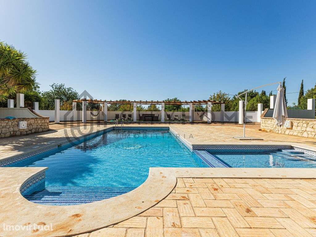 Moradia térrea T3+1 com piscina inserida num lote de 3.600m2 em Alc... - Grande imagem: 5/44