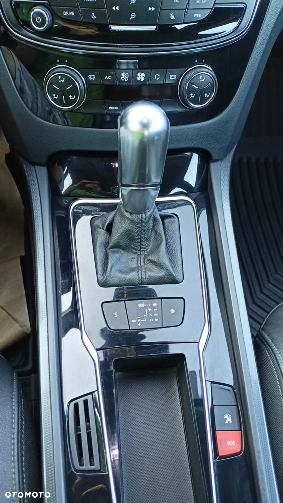 Peugeot 508 BlueHDi FAP 180 Automatik Stop&Start Allure - 14
